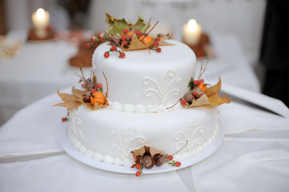 Hochzeit im Herbst: Tipps für Planung, Location und Dekoration 8 Hochzeitstorte für den Herbst