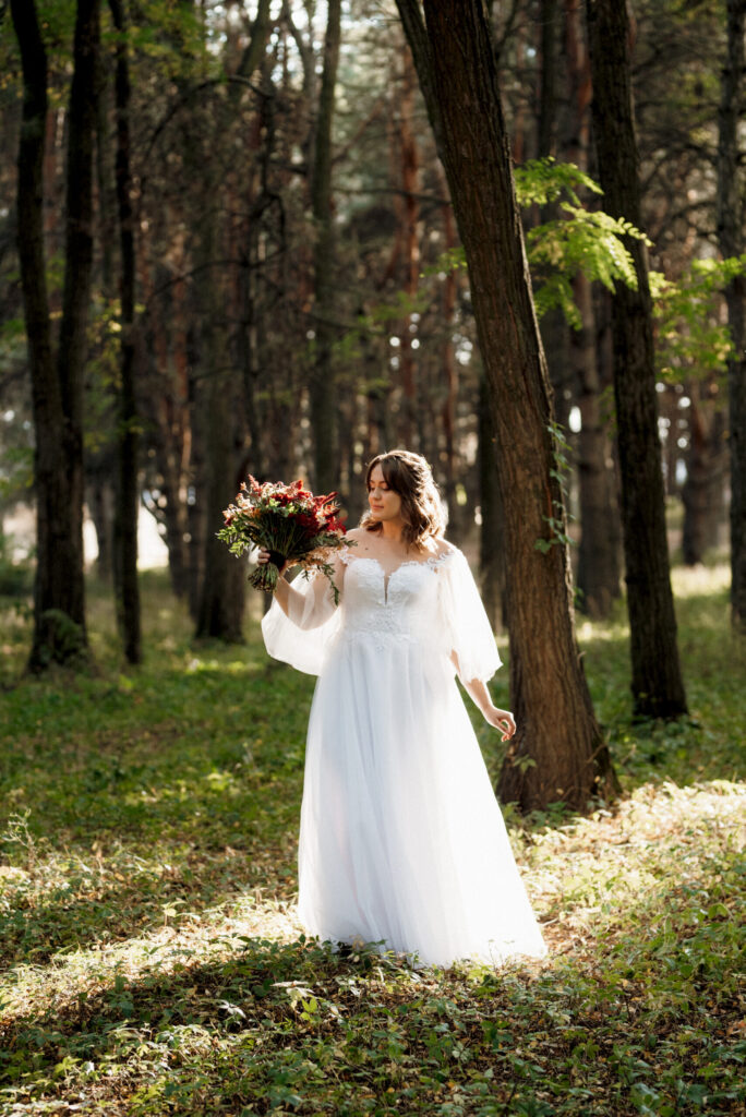 Hochzeit im Herbst: Tipps für Planung, Location und Dekoration 11 Passendes Outfit und Blumen für eine Herbsthochzeit