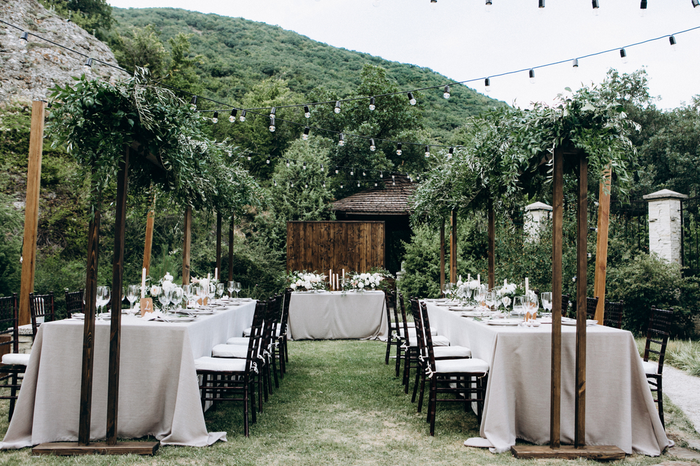 nachhaltig heiraten für umweltfreundliche Hochzeiten in der Natur - passende Dekoration für Outdoor-Hochzeit