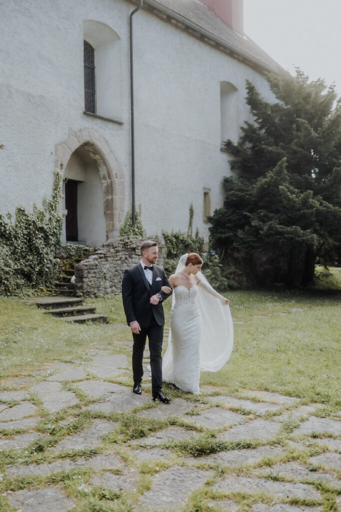 Heiraten am Bodensee: Interview mit Hochzeitsplanerin Denise Wolf 6 Elegante Hochzeit am Bodensee 177 1366x2048 1 - Heiraten am Bodensee